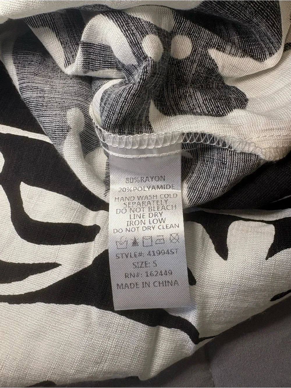 Milk & Honey NWT Black & White Floral-Print with Drawstring Waist Size S